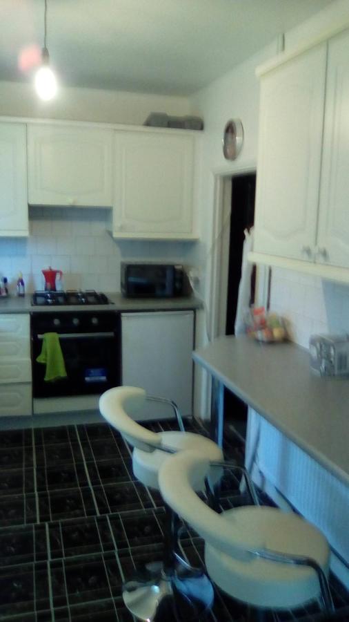 Cosy Room 2 Лондон Экстерьер фото