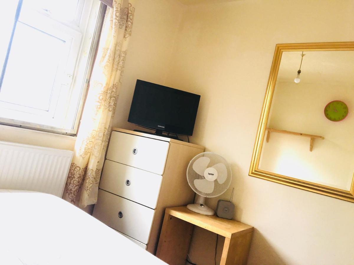 Cosy Room 2 Лондон Экстерьер фото